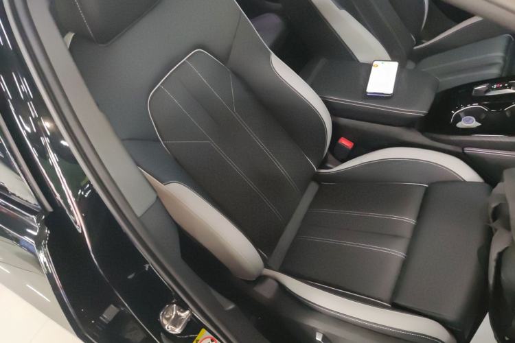 Used Audi A5L 2026 2.0T Sport Right Front Seat