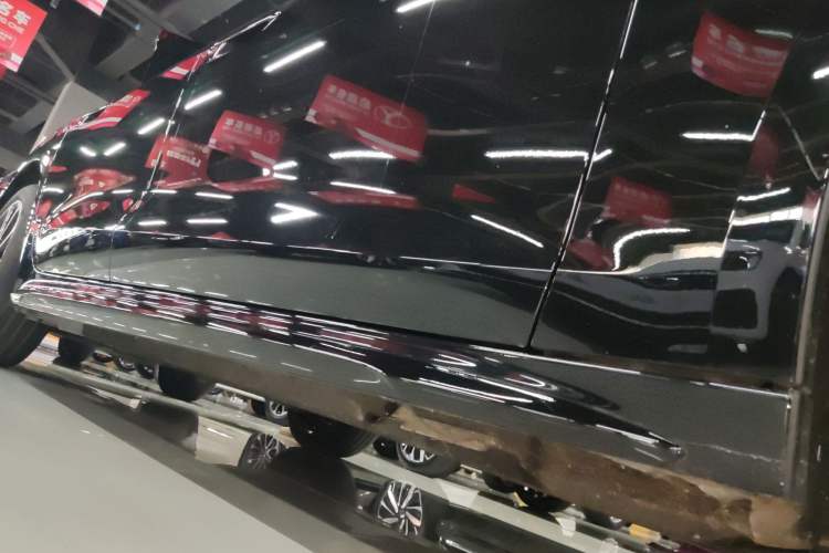 Used Audi A5L 2026 2.0T Sport Right Side Sill