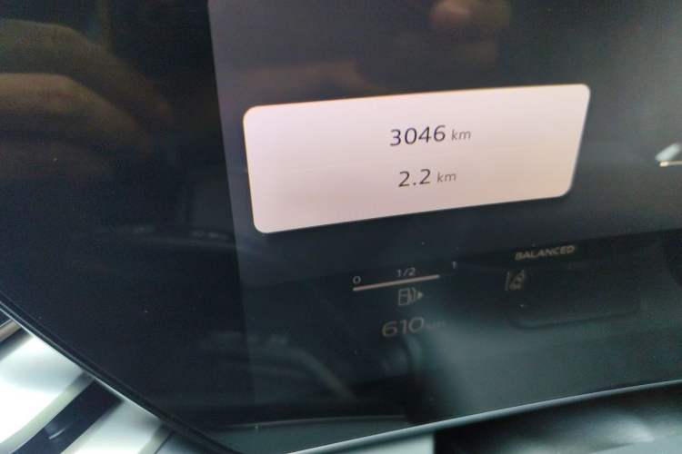 Used Audi A5L 2026 2.0T Navigation Edition Odometer Close Up