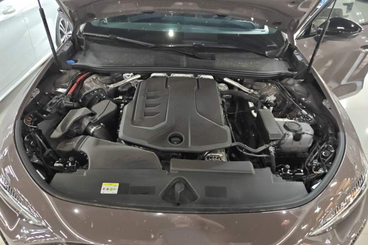 Used Audi A5L 2026 2.0T Sport Engine Bay