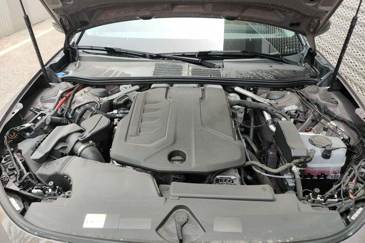 Used Audi A5L 2026 2.0T Sport Engine Bay