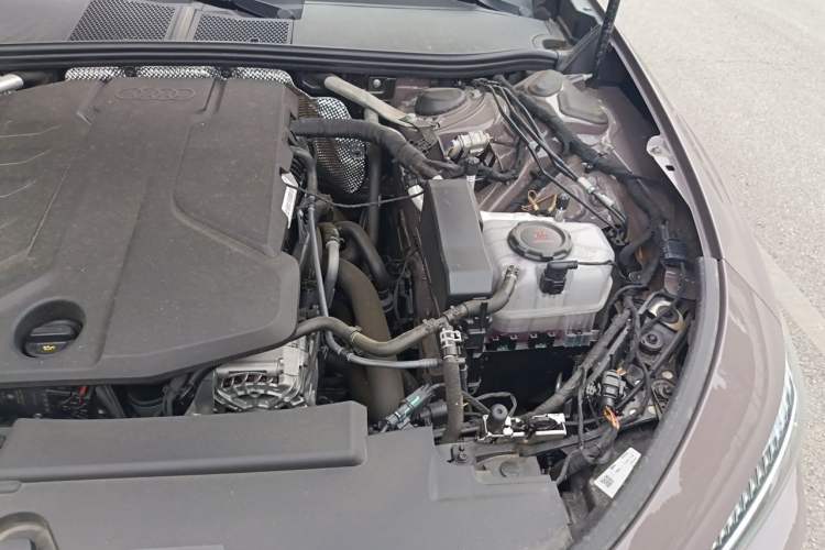Used Audi A5L 2026 2.0T Sport quattro Engine Bay Left