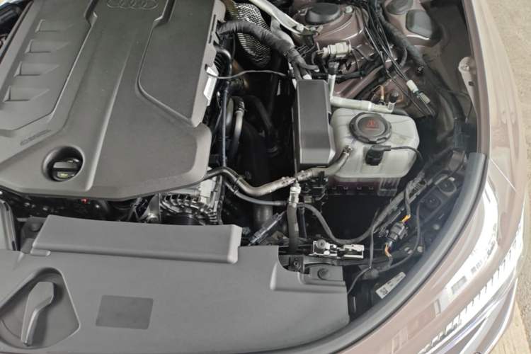 Used Audi A5L 2026 2.0T Sport quattro Engine Bay Left