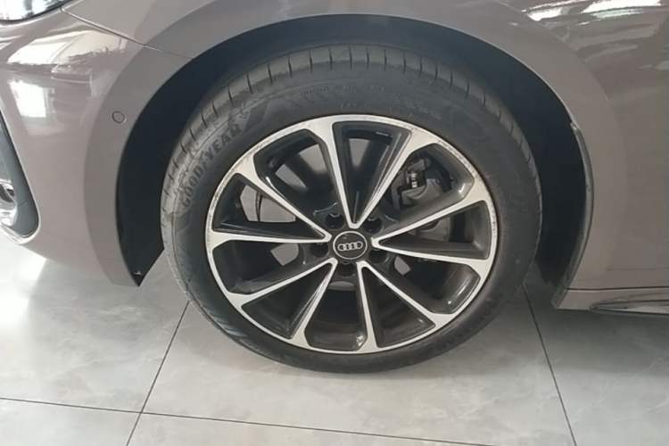Used Audi A5L 2026 2.0T Sport Exterior 2