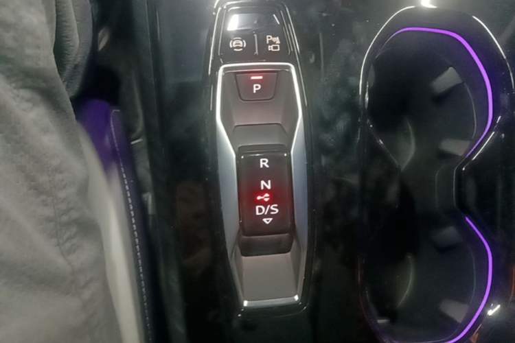 Used Audi A5L 2026 2.0T Sport Gear Lever