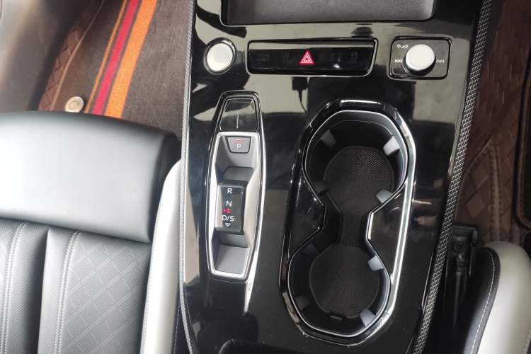 Used Audi A5L 2026 2.0T Sport Gear Lever