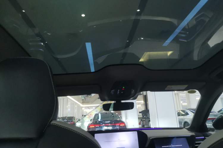 Used Audi A5L 2026 2.0T Sport Plus Headliner