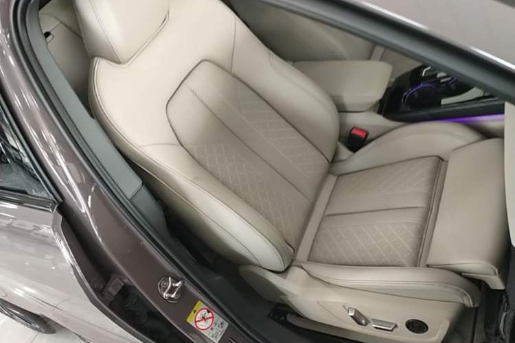 Used Audi A5L 2026 2.0T Sport Right Front Seat