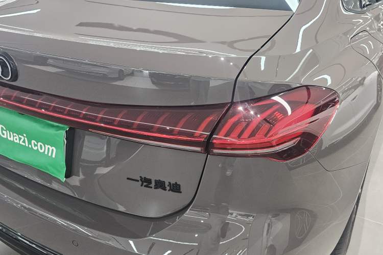 Used Audi A5L 2026 2.0T Sport Right Rear Taillight
