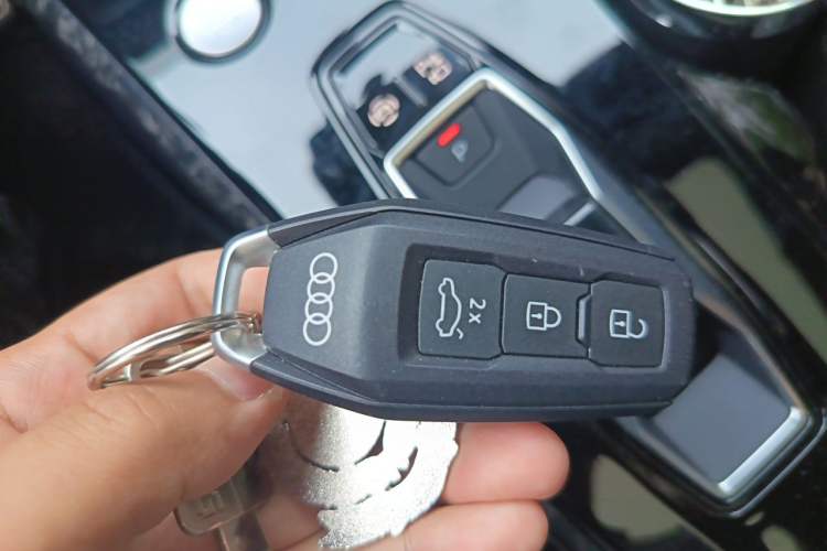 Used Audi A5L 2026 2.0T Sport quattro Vehicle Key