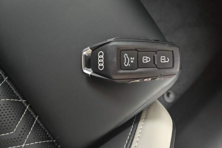 Used Audi A5L 2026 2.0T Sport quattro Vehicle Key