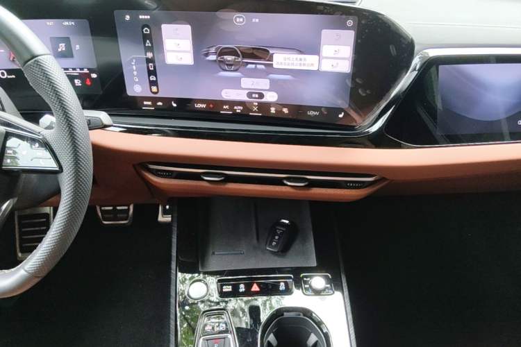 Used Audi A5L 2026 2.0T Sport Plus Audio And AC Panel