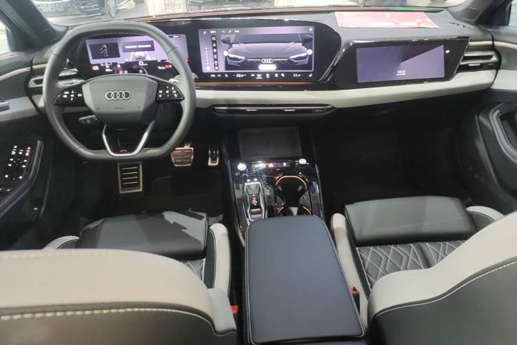 Used Audi A5L 2026 2.0T Sport quattro Center Console