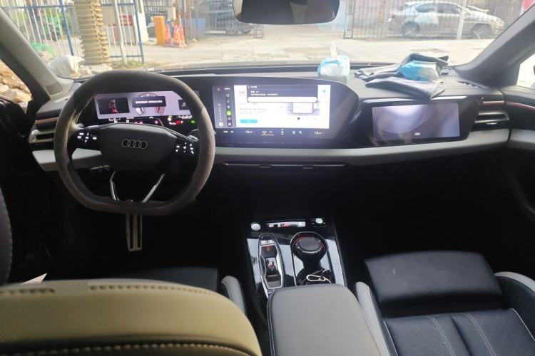 Used Audi A5L 2026 2.0T Sport Center Console