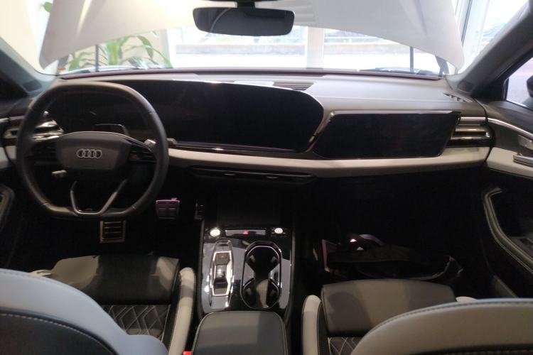 Used Audi A5L 2026 2.0T Sport Plus Center Console