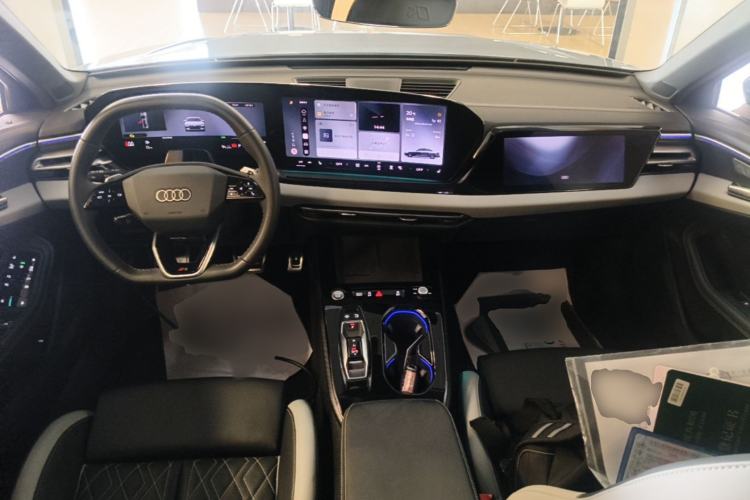 Used Audi A5L 2026 2.0T Sport Plus Center Console