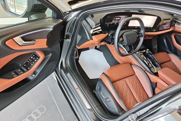 Used Audi A5L 2026 2.0T Sport quattro Driver Seat