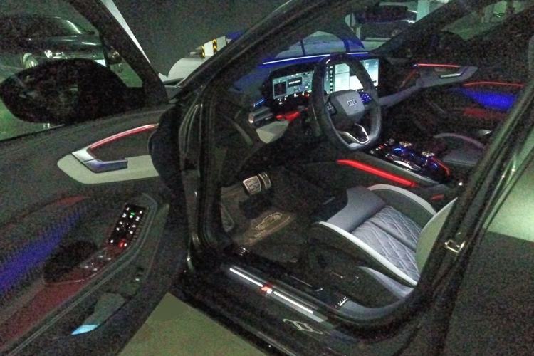 Used Audi A5L 2026 2.0T Ignite Starry Edition Driver Seat