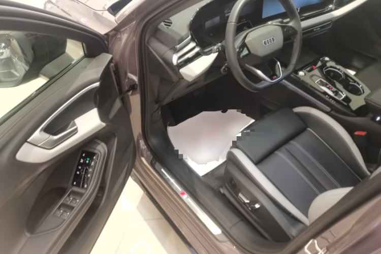 Used Audi A5L 2026 2.0T Sport Driver Seat
