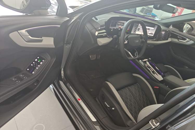 Used Audi A5L 2026 2.0T Sport Plus Driver Seat