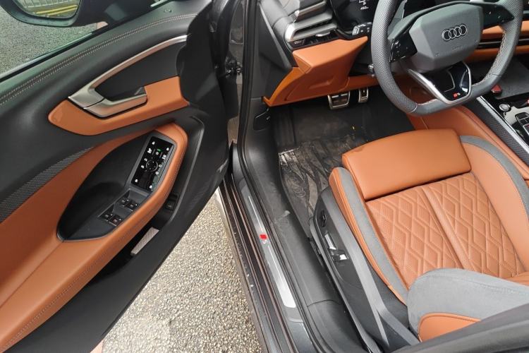 Used Audi A5L 2026 2.0T Sport Plus Driver Seat