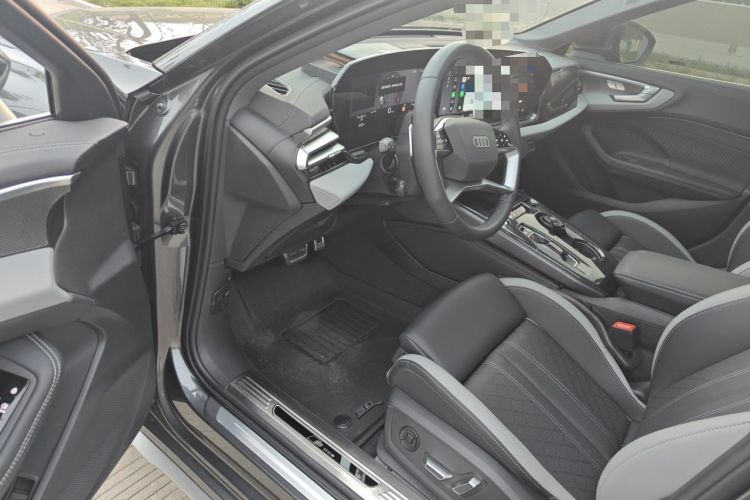 Used Audi A5L 2026 2.0T Navigation Edition Driver Seat