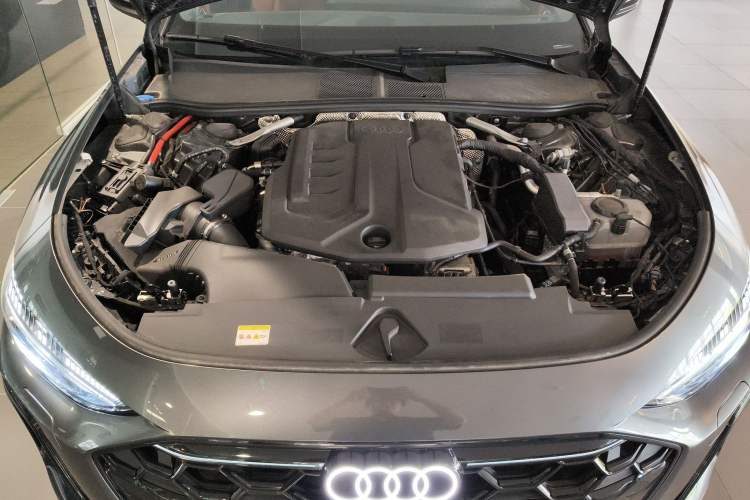 Used Audi A5L 2026 2.0T Sport Plus Engine Bay