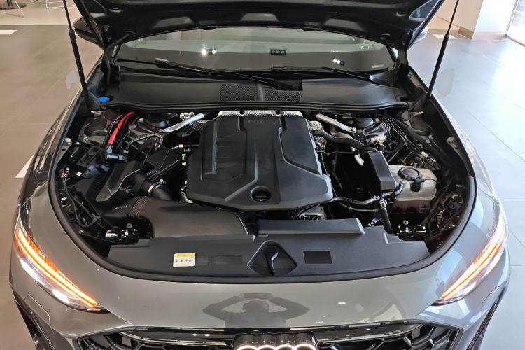 Used Audi A5L 2026 2.0T Sport quattro Engine Bay