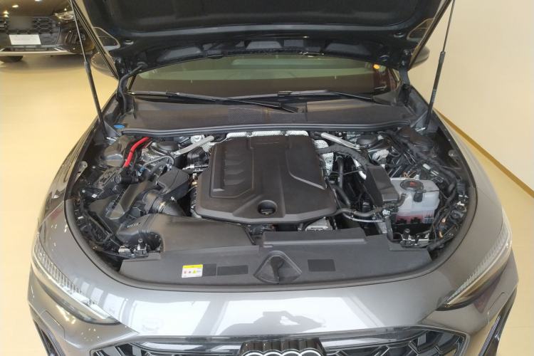 Used Audi A5L 2026 2.0T Sport Plus Engine Bay