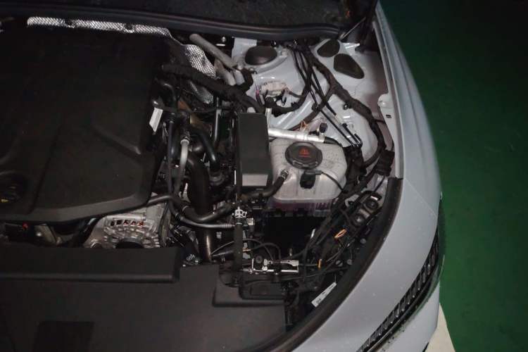 Used Audi A5L 2026 2.0T Sport Plus Engine Bay Left