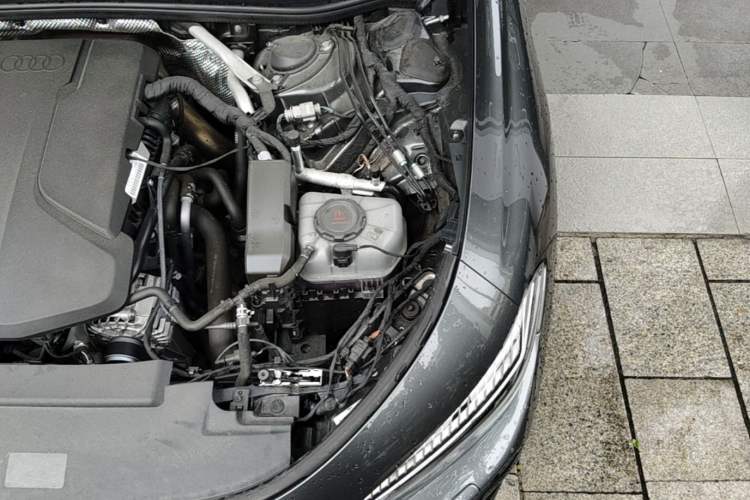 Used Audi A5L 2026 2.0T Sport Plus Engine Bay Left