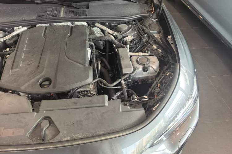Used Audi A5L 2026 2.0T Sport Plus Engine Bay Left