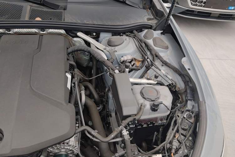 Used Audi A5L 2026 2.0T Sport Plus Engine Bay Left