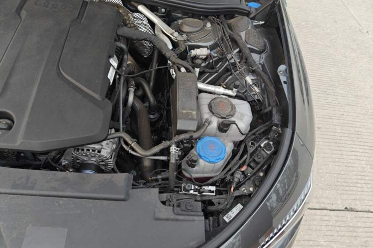 Used Audi A5L 2026 2.0T Navigation Edition Engine Bay Left