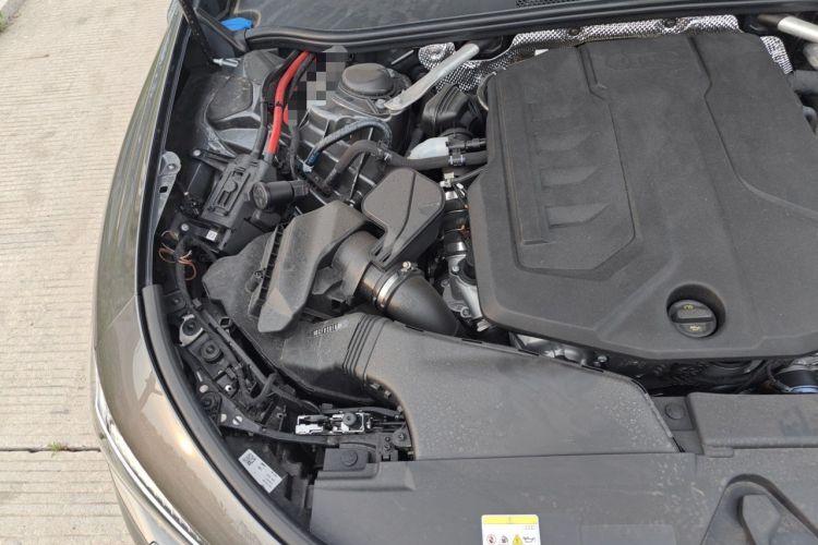 Used Audi A5L 2026 2.0T Navigation Edition Engine Bay Right