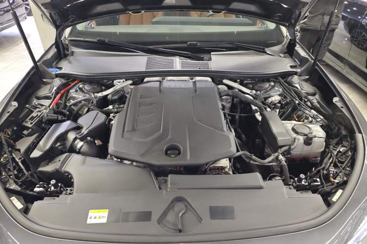 Used Audi A5L 2026 2.0T Sport Plus Engine Bay