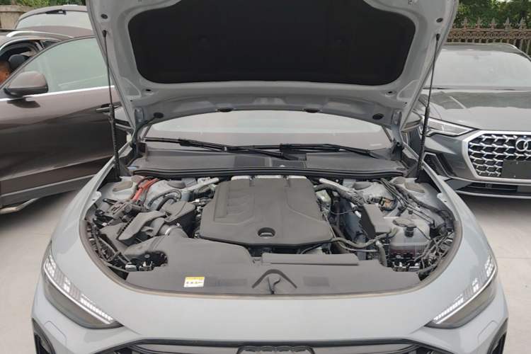Used Audi A5L 2026 2.0T Sport Plus Engine Bay