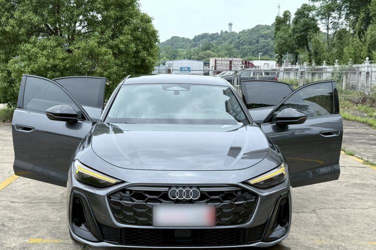 Used Audi A5L 2026 2.0T Sport Plus Exterior 2