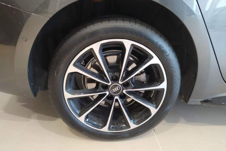 Used Audi A5L 2026 2.0T Sport Plus Exterior 5