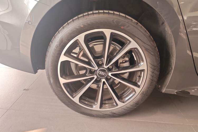 Used Audi A5L 2026 2.0T Sport Plus Exterior 5
