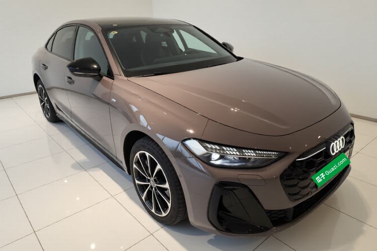Used Audi A5L 2026 2.0T Sport Plus Front Right 45 Deg