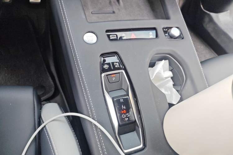 Used Audi A5L 2026 2.0T Sport Plus Gear Lever