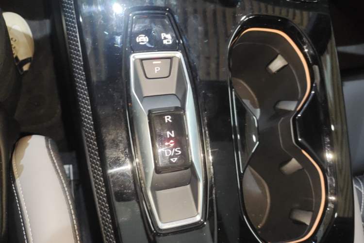 Used Audi A5L 2026 2.0T Sport quattro Gear Lever