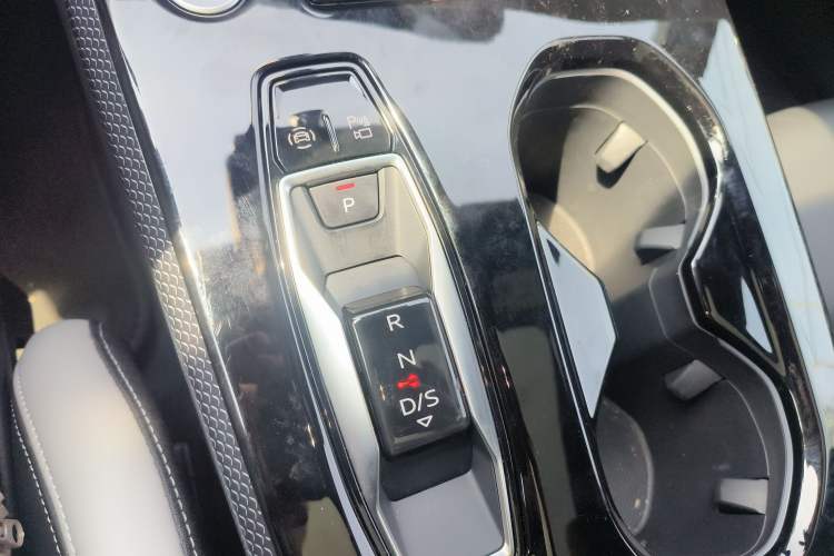 Used Audi A5L 2026 2.0T Sport quattro Gear Lever