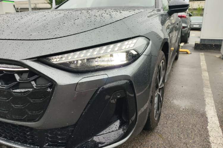 Used Audi A5L 2026 2.0T Sport Plus Left Front Headlight