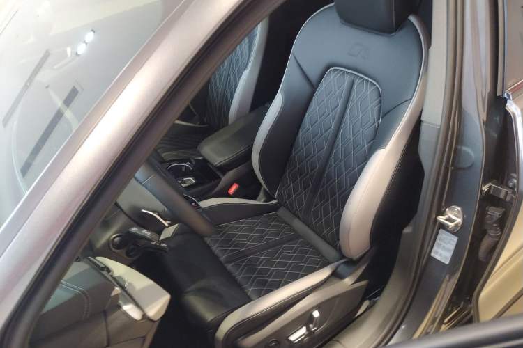 Used Audi A5L 2026 2.0T Sport Plus Left Front Seat