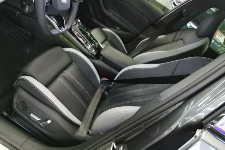 Used Audi A5L 2026 2.0T Sport Left Front Seat