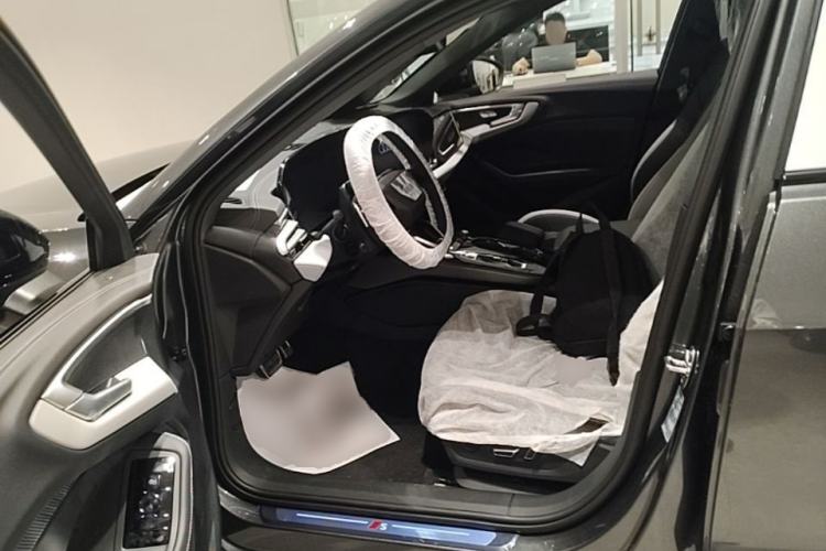 Used Audi A5L 2026 2.0T Ignite Starry Edition Left Front Seat