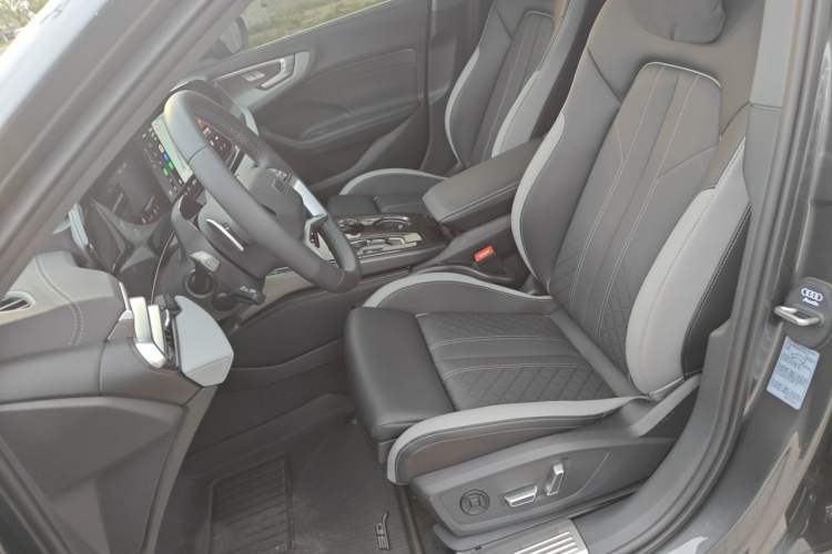 Used Audi A5L 2026 2.0T Navigation Edition Left Front Seat