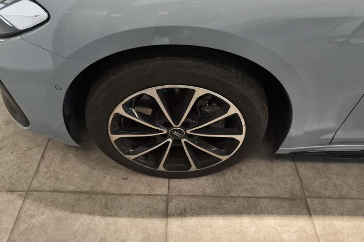 Used Audi A5L 2026 2.0T Sport Left Front Wheel Hub